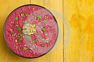 Beet hummus