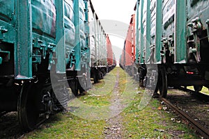 Beetween two freight trains