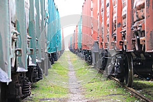 Beetween two freight trains