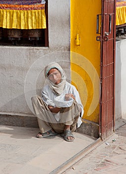 Beggar in Bouddhanath