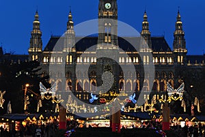 Beginning of Christmas time market in Vienna