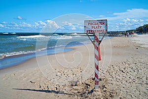 Beginning of the guarded beach