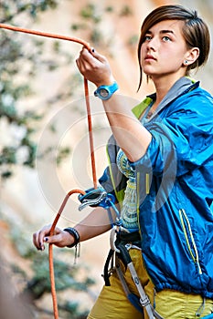 Belayer with the rope