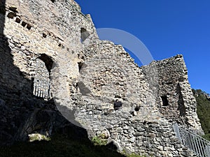 Belfort Ruins or Belfort Castle (Burg Belfort oder Burgruine Belfort) over the river Albula or Alvra, Surava