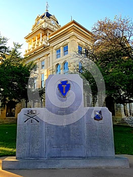 Bell County Courthouse and WW2 Memorial