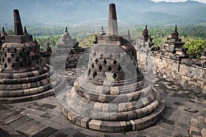 Bell shaped stonework