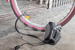Bellows tire inflate to bicycle