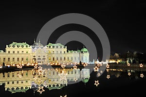 Palacio viena de acuerdo a noche 