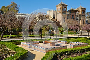 Benchs with wiews to Mudejar Pavilion