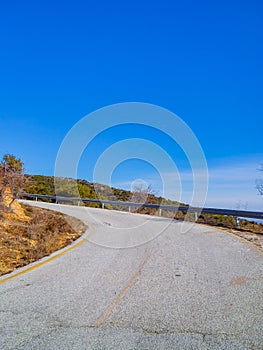 Bend in the road to the hills