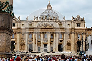 Benedict XVI. The general audience in St. Peter's Square