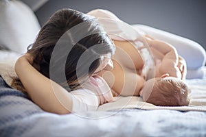Benefits of breastfeeding for newborns