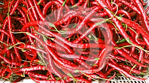 The benefits of red chilies for us..