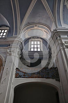 Benevento - Organo nel transetto sinistro della Chiesa di Santa Teresa photo