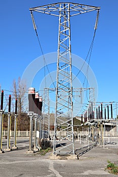 Benevento - Traliccio della sottostazione elettrica photo