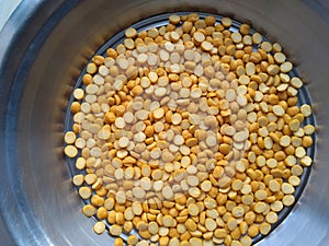 Bengal Gram is placed in a stainless plate