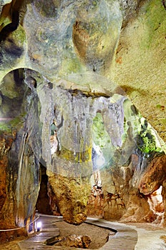 Benidoleig Cueva Calaveras cavern in Alicante