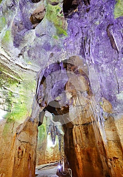 Benidoleig Cueva Calaveras cavern in Alicante