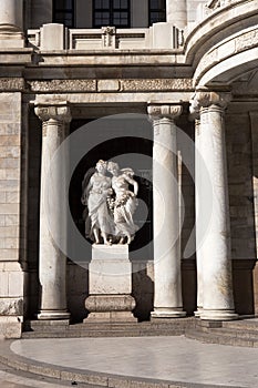 Benito JuÃÂ¡rez Hemicycle Monument, Mexico City photo