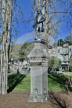 Benjamin Franklin American Stateman statue San Francisco