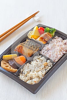 Bento, Single portion takeout