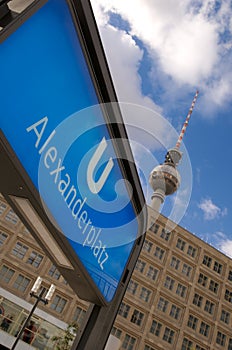 Berlin Fernsehturm Alexanderplatz station