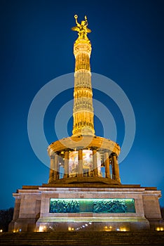Berlin Victory Column at night