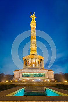 Berlin Victory Column at night