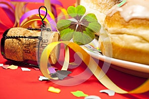 Berliner with conetti