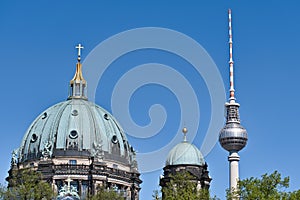 Berliner Dom und Fernsehturm & x28;Alexanderplatz