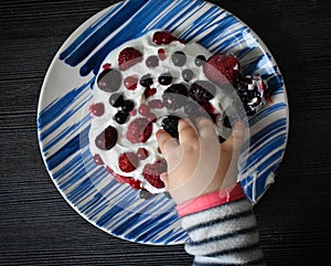 Berries plate