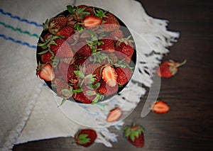 Berry Harvest Reverie: Strawberry and Linen Embrace