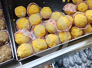 Besan Ladoo - Indian dessert