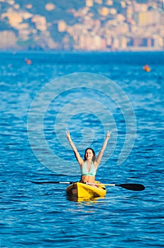 Best kanu kayak trip ever, happy young woman