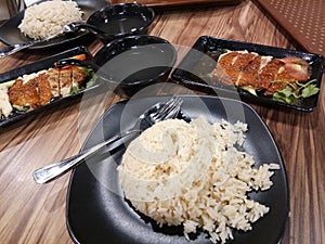 Best of singapores hainanese chicken rice photo