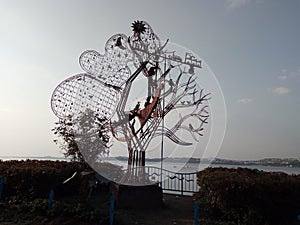 A beuitifull artificial sybolic tree