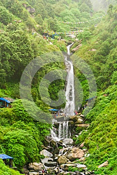Bhagsu Nag waterfall photo