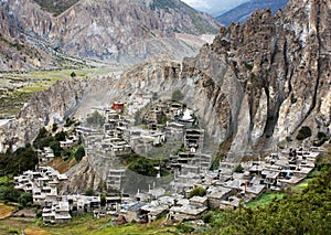 Bhraka or Braga gompa and village