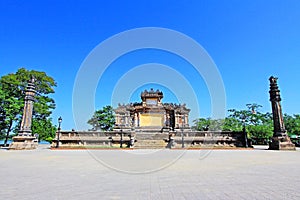 Bia Quoc Hoc, Hue Vietnam