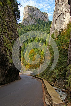 Bicaz gorge: curved road and vertical walls