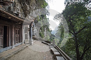 Bich Dong pagoda at Ninh BÃ¬nh, Vietnam