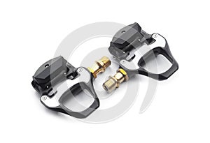 Bicycle clipless pedals