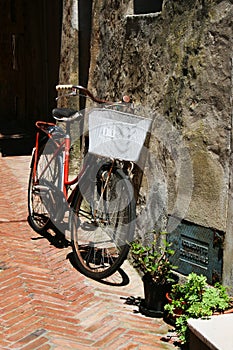 Bicycle infront of house