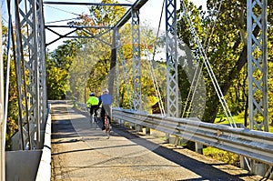 Cavalieri sul ponte 