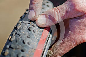 Bicycle, wheel, repair the puncture, torn, tire, Cam, lowered, roll up