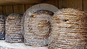 BienenkÃ¶rbe in der LÃ¼neburger Heide, Niedersachsen, Deutschland