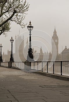 Big Ben & Houses of Parliament