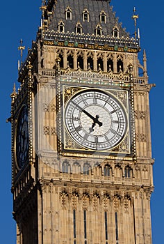 Big Ben in the late evening - Dial