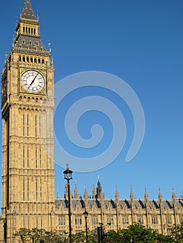 Big Ben at sunshine with blue sky