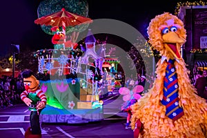 Big Bird and Bird in Sesame Street Christmas Parade at Seaworld 36